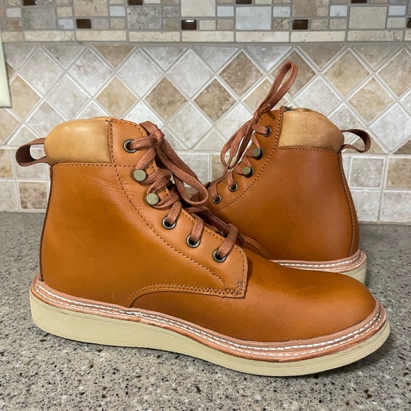 Olukai NWOT Men’s KilaKila Coconut Husk Brown Leather Work Boot Size 7 - Picture 6 of 9